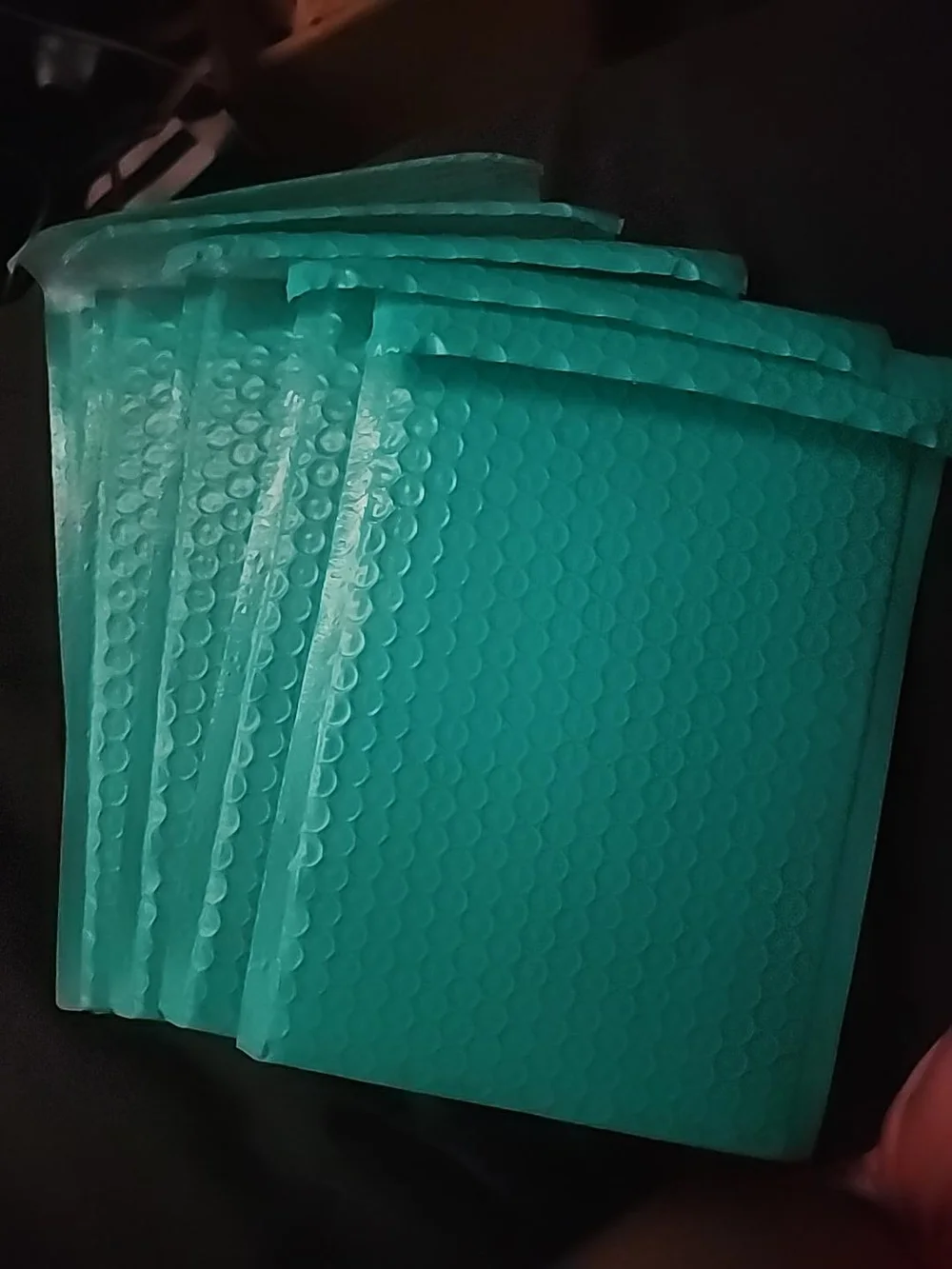N/A teal bubble